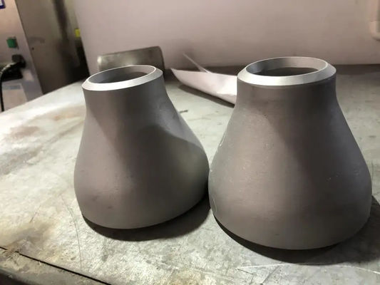اتصالات لوله جوش لب به لب بدون درز ASME B16.9 کاهنده متحدالمرکز فولاد ضد زنگ 304/316L